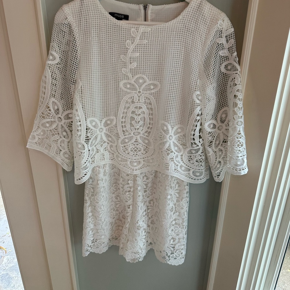Muse White Lace Romper - Picture 3 of 4
